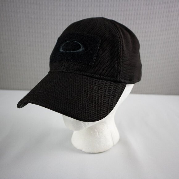 Oakley Mesh Fitted Cap Logo - Picture 1 of 8
